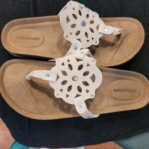 Maurice's Footbed Sandles. Size 9.